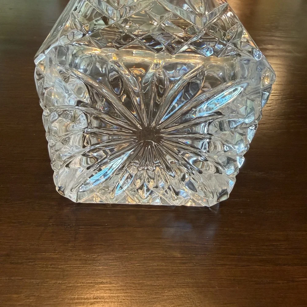 Vintage Crystal Glass Decanter with Faceted Stopper - Clear